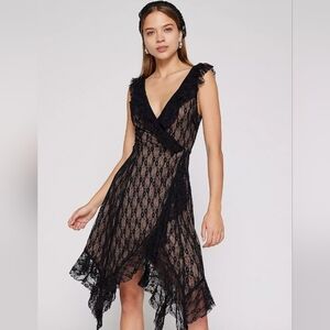 Urban Outfitter Kimchi Blue Indy Lace Midi‎ Dress Sz SMALL NWOT